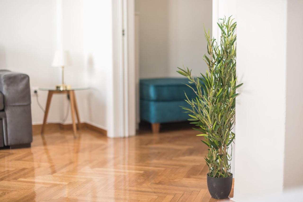 אתונה Victoria Sun Apartments מראה חיצוני תמונה