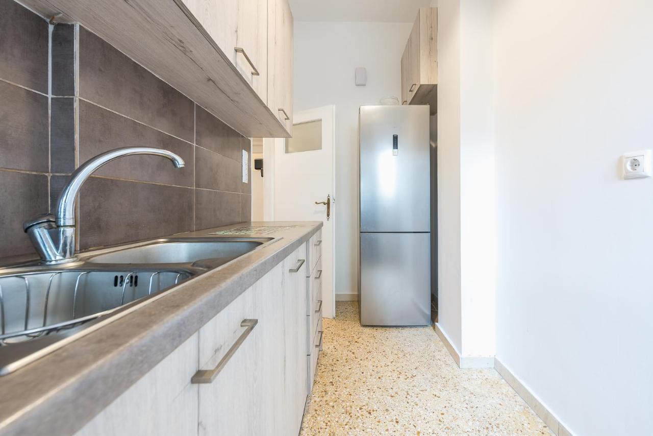 אתונה Victoria Sun Apartments מראה חיצוני תמונה